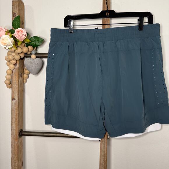 Alphalete Infinity Speed Short Green Shorts Size X Large - Picture 6 of 10